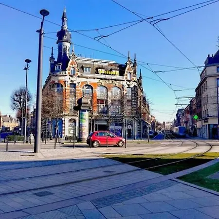 Idéal Couple&famille - Hyper Centre - Tram - Wifi - Parking Possible - Gare - Lerelaisdodile24 Valenciennes