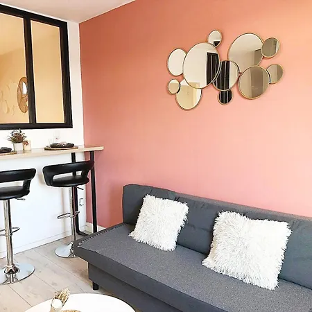 Ideal Couple & Famille - Hyper Centre - Tram - Wifi - Parking Possible - Gare - Lerelaisdodile24 Valenciennes