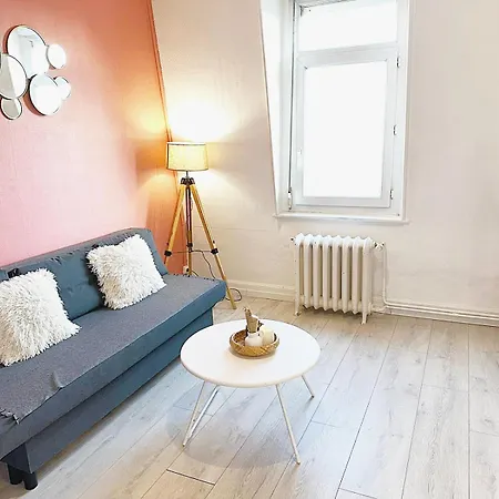 Ideal Couple & Famille - Hyper Centre - Tram - Wifi - Parking Possible - Gare - Lerelaisdodile24 Apartment Valenciennes