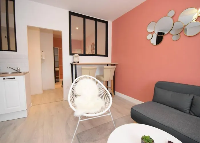 Cocon - Hyper Centre - Tram - Free Wifi - Lerelaisdodile24 Appartement Valenciennes